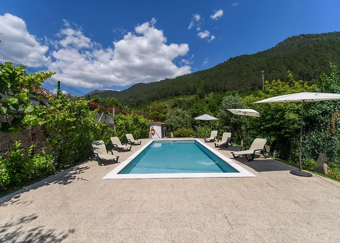 Afonso's House Geres I Feriehus Braga